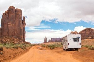 Read more about the article Kamper na&nbsp;kat. C&nbsp;– Co&nbsp;warto wiedzieć?