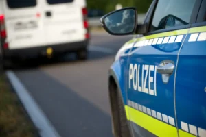 Read more about the article Niemiecka policja kontroluje kampery