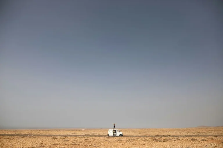 Jak przetrwać upały w&nbsp;kamperze? Poradnik dla podróżujących