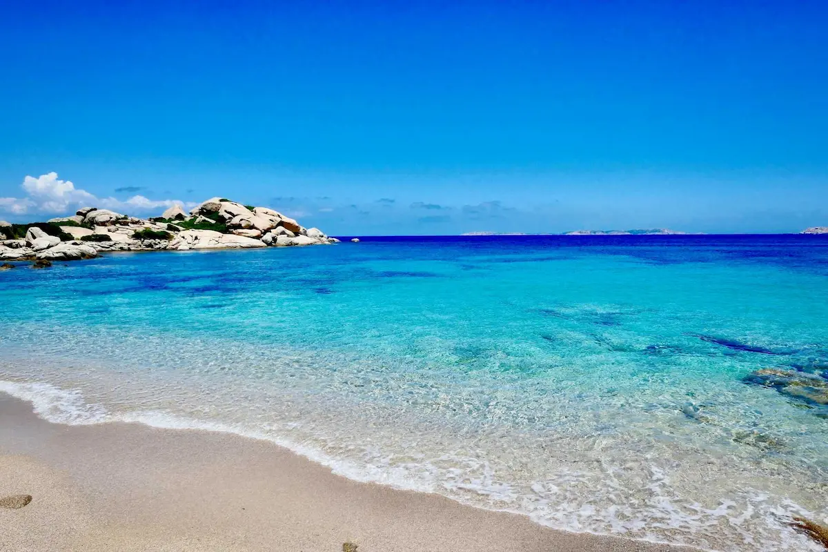 sardynia kamperem You are currently viewing Sardynia kamperem: kempingi, przepisy i najpiękniejsze plaże