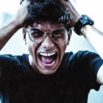 Read more about the article Road rage – jak uniknąć konfliktów i&nbsp;stresu za&nbsp;kierownicą